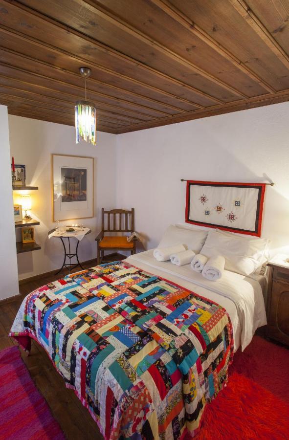 Mpelleiko Hotel Стемница Екстериор снимка